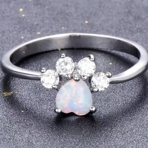 Paw Print 🐾 Size 7 Rainbow Fire Opal and Zircon Ring